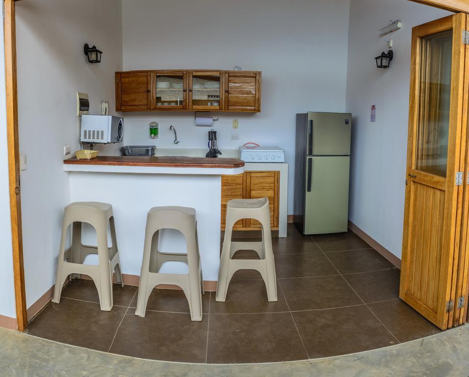 Akas Hotel Apartamentos 卡诺阿斯德蓬萨尔 外观 照片