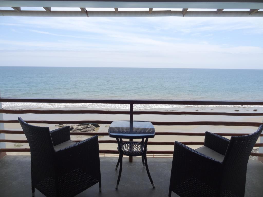 Akas Hotel Apartamentos 卡诺阿斯德蓬萨尔 外观 照片