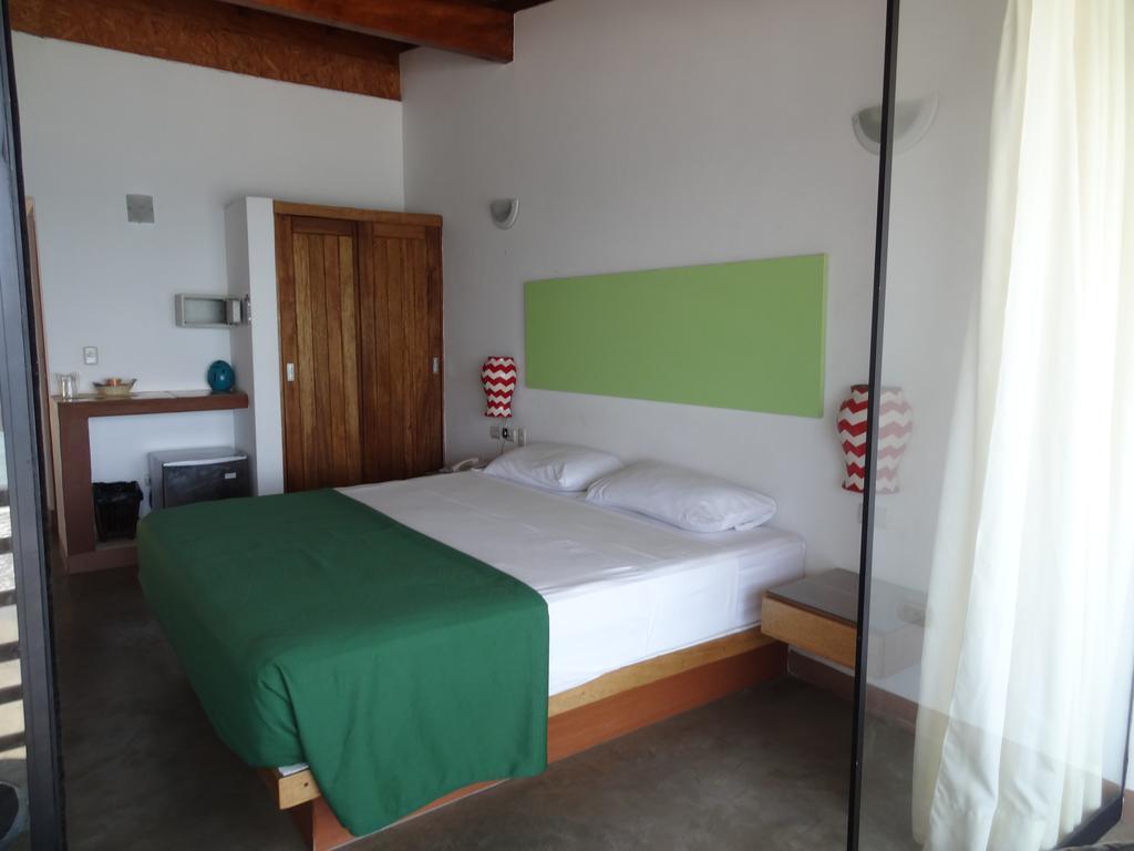 Akas Hotel Apartamentos 卡诺阿斯德蓬萨尔 外观 照片